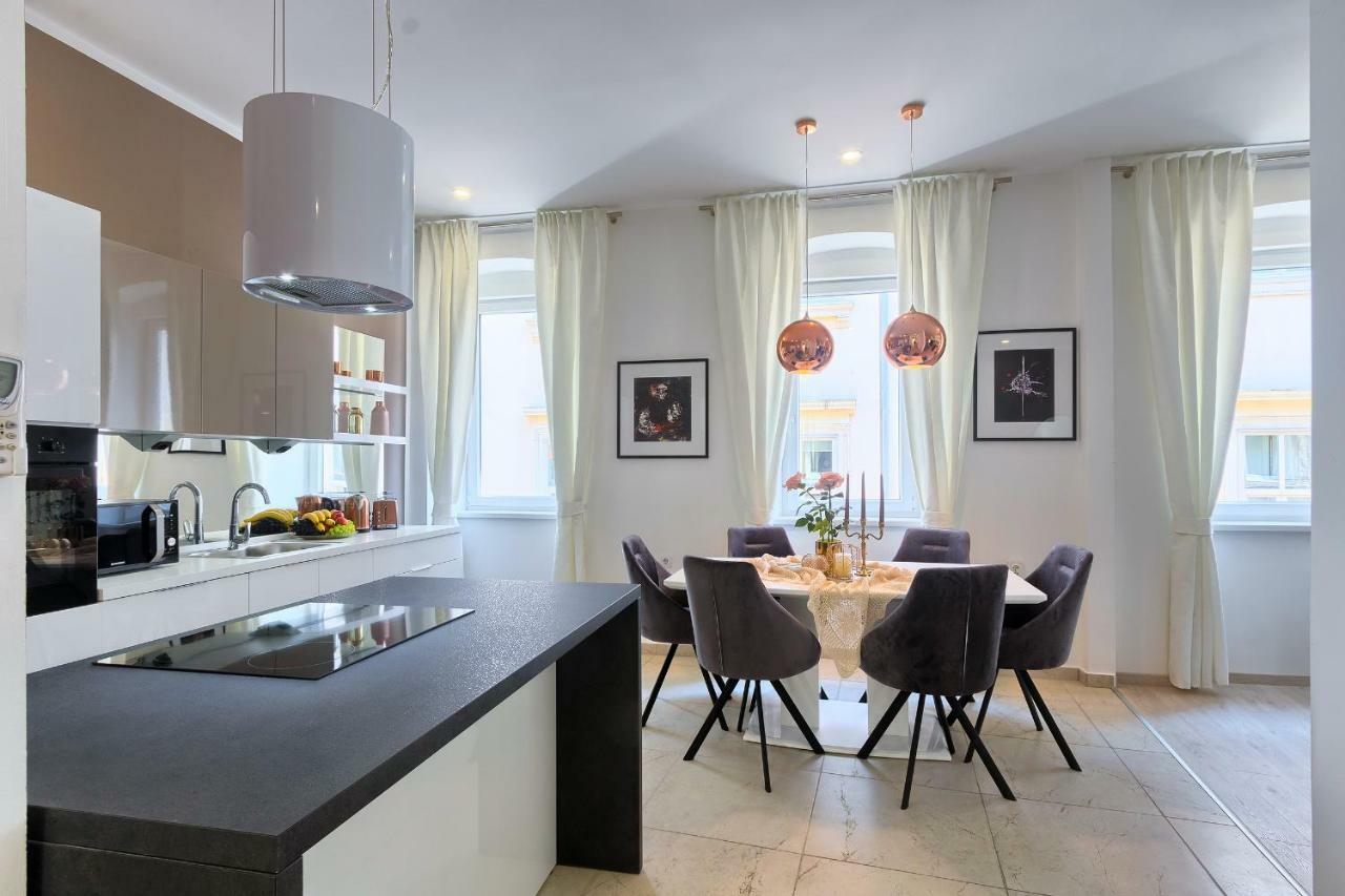 Hedone Luxury With Free Parking Apartman Pula